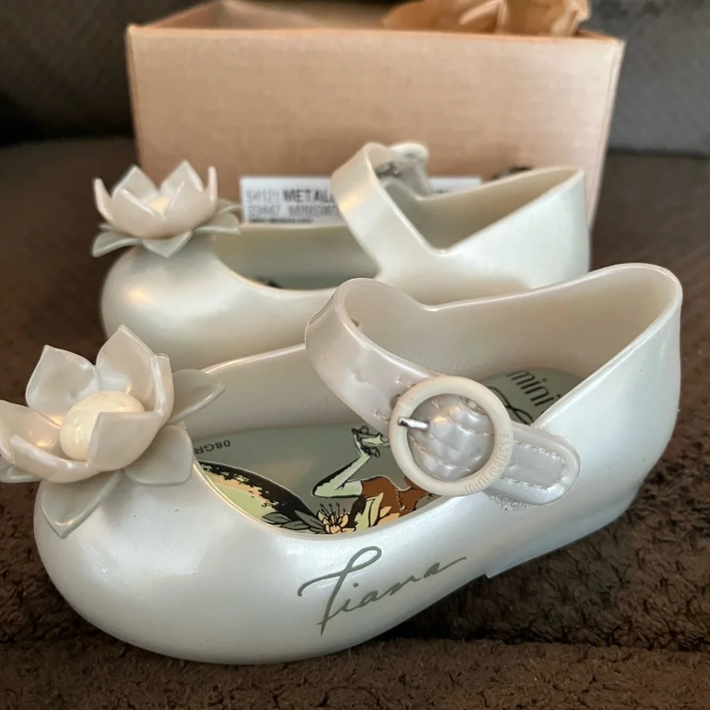 NWT MINI MELISSA Disney | Sweet Love Princess Baby Flats Size 5T